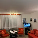 Paradiso,78141schoenwald,schwarzwald,1100muem Taunusstrasse 19f, Mit Pool Und Sauna Apartmán