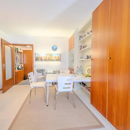 Paradiso,78141schoenwald,schwarzwald,1100muem Taunusstrasse 19f, Mit Pool Und Sauna Apartment